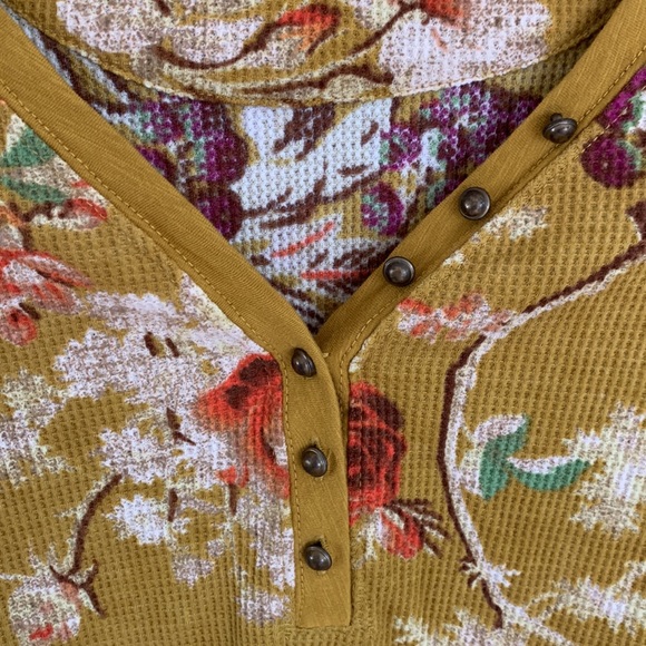 Anthropologie Pilcro Waffle Henley Long Sleeve Floral Top - Picture 5 of 10